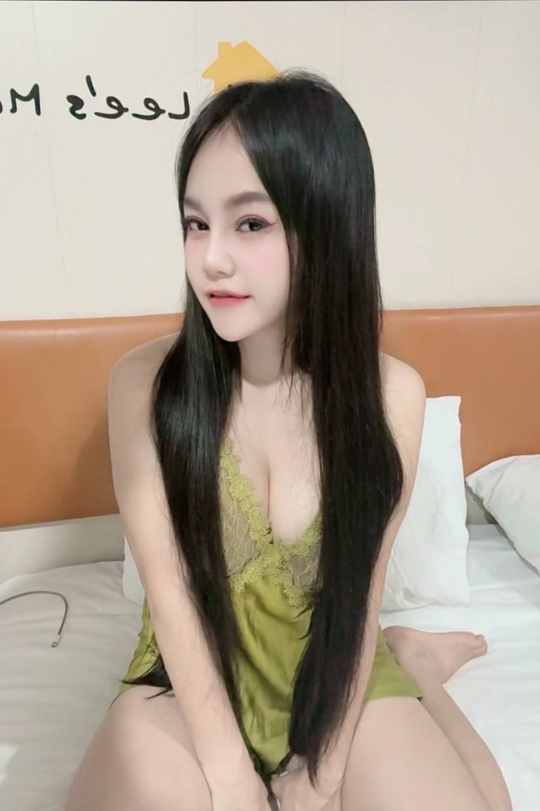 น้องพลอย